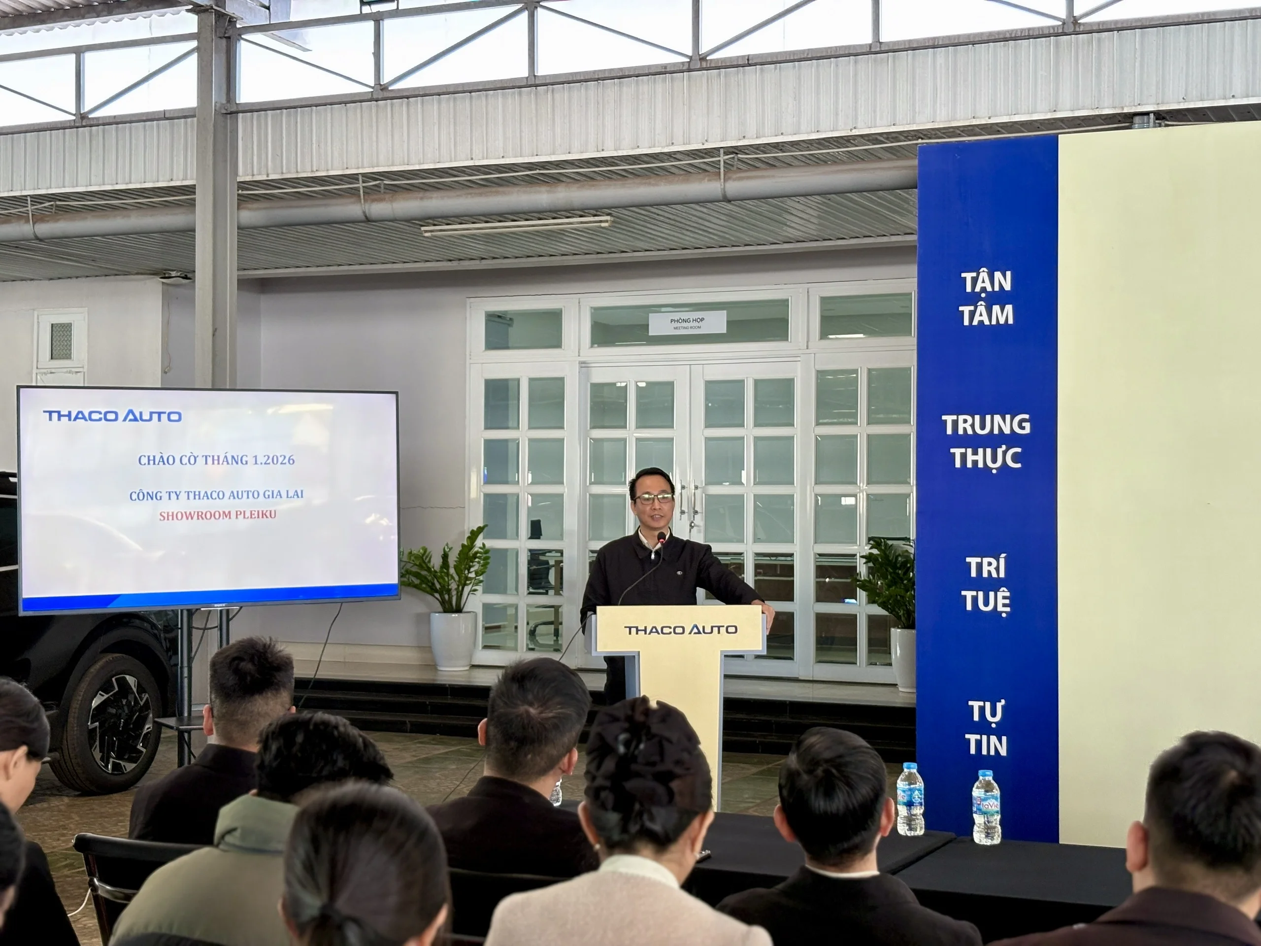 Chào cờ tháng 01 – Mở đầu năm mới 2026 đầy hy vọng | THACO AUTO Gia Lai