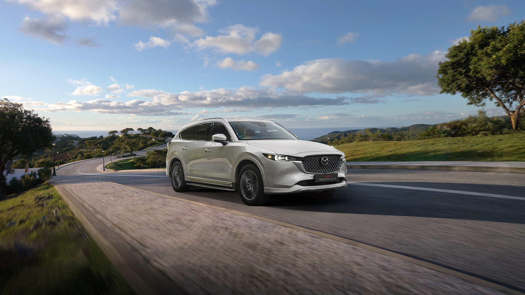 5mazda-cx-8-so-huu-khong-gian-noi-that-rong-rai-dap-ung-nhu-cau-di-chuyen-cua-gia-dinh
